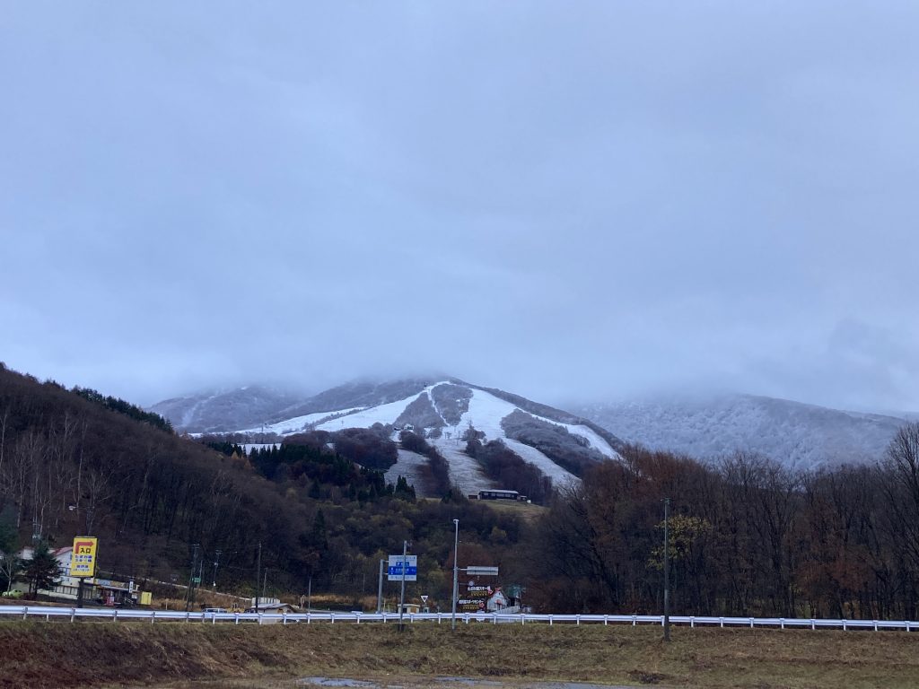 スキー場に雪が降った！