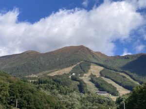 秋田駒ヶ岳の紅葉が始まりました